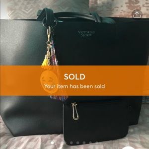 Victoria secret tote (SOLD)